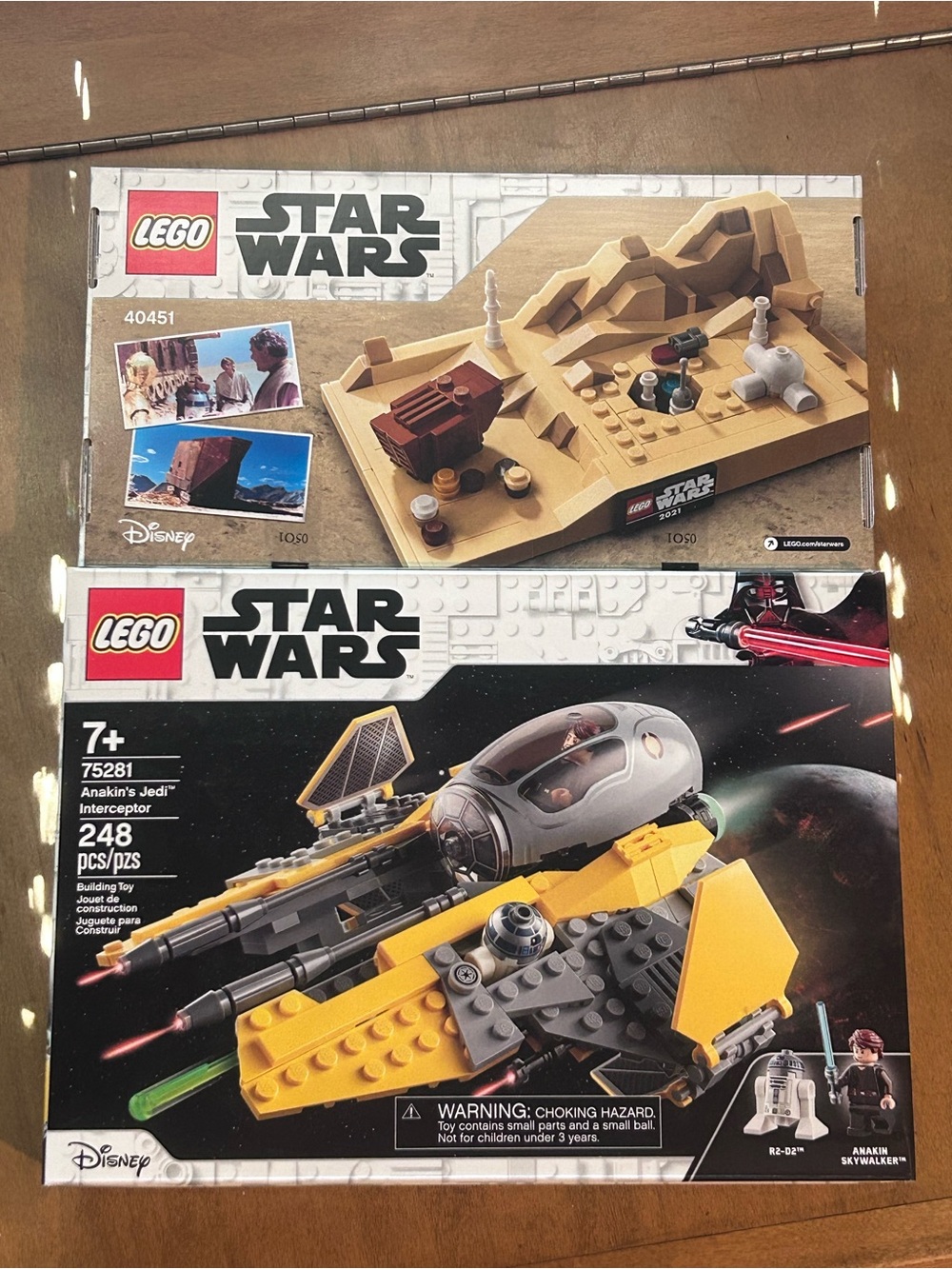 LEGO Star Wars Anakin’s Jedi Interceptor plus LEGO Star Wars Tatooine Homrstead